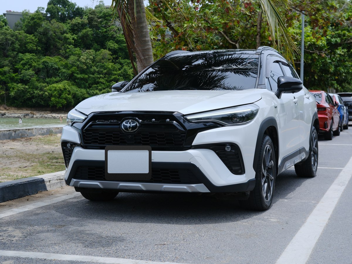 Toyota Corolla Cross Hybrid GR Sport