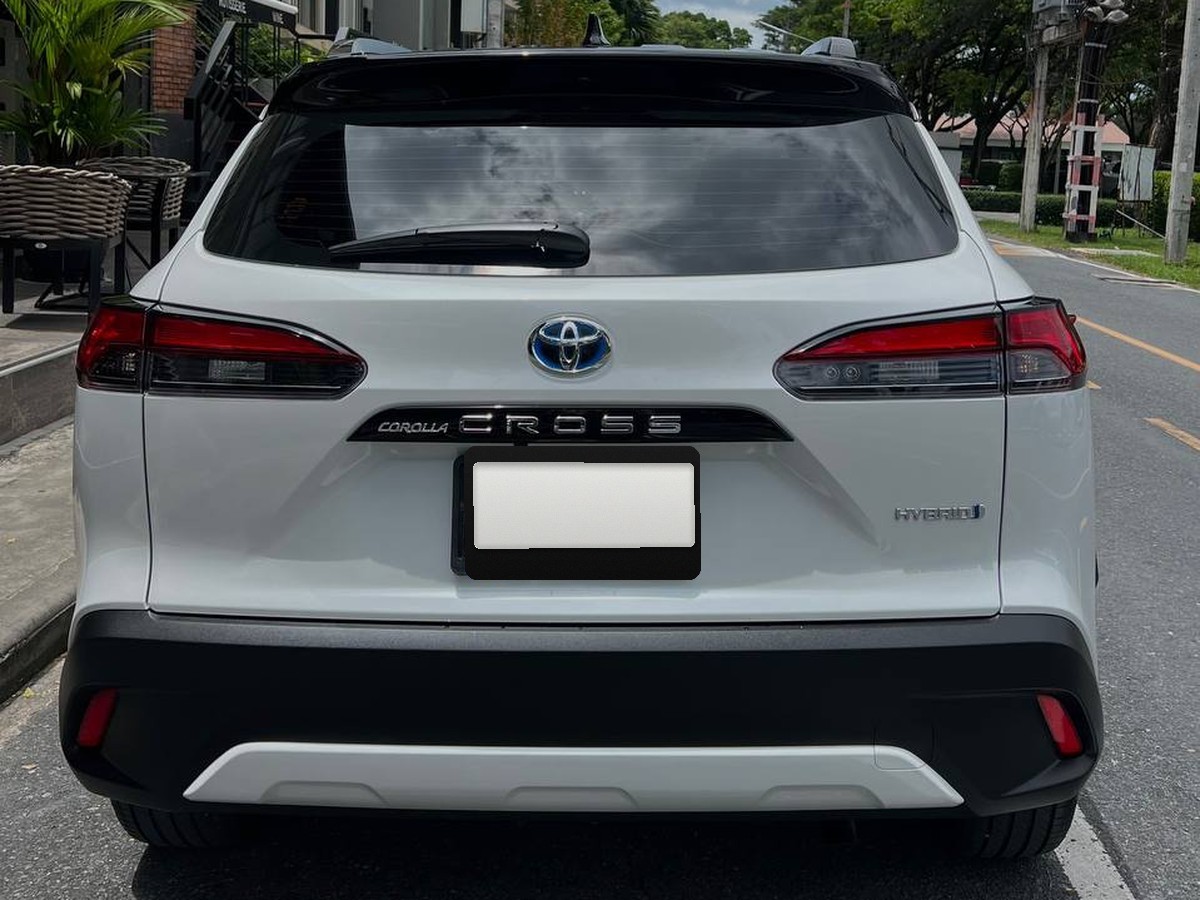 Toyota Corolla Cross Hybrid Limited 4
