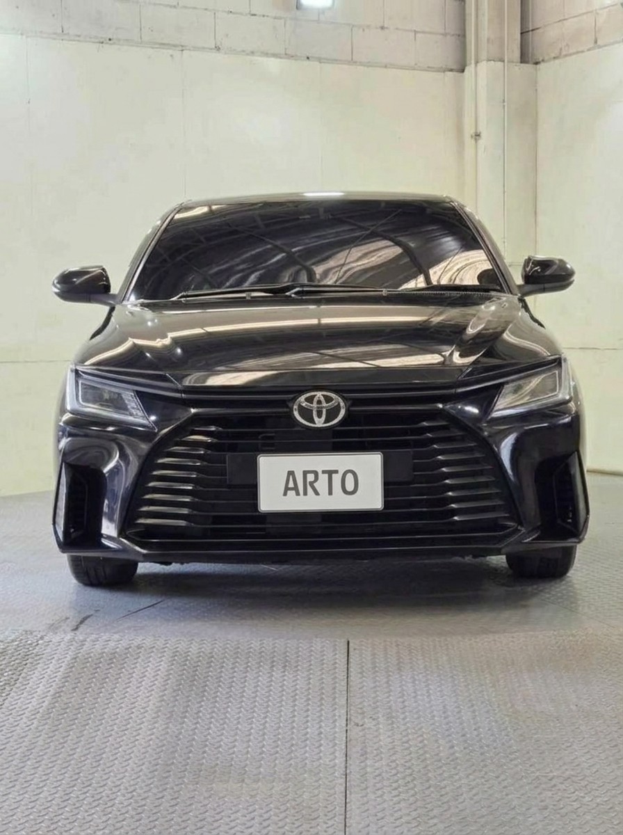 Toyota Yaris Ativ Sport 3
