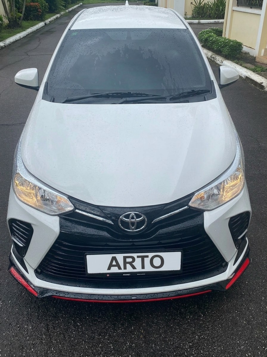Toyota Yaris Ativ Sport (прошлое поколение)