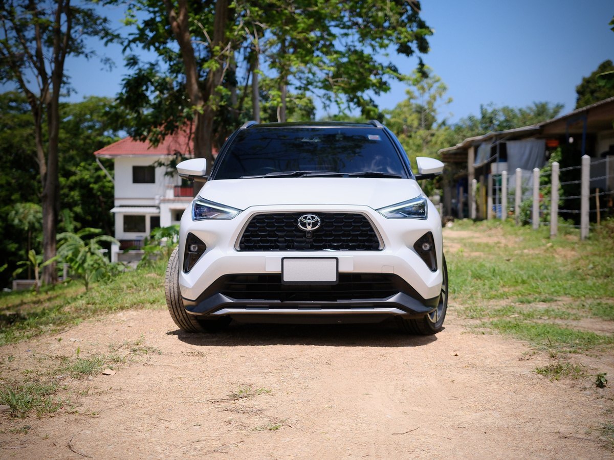 Toyota Yaris Cross Hybrid Premium Luxury 5