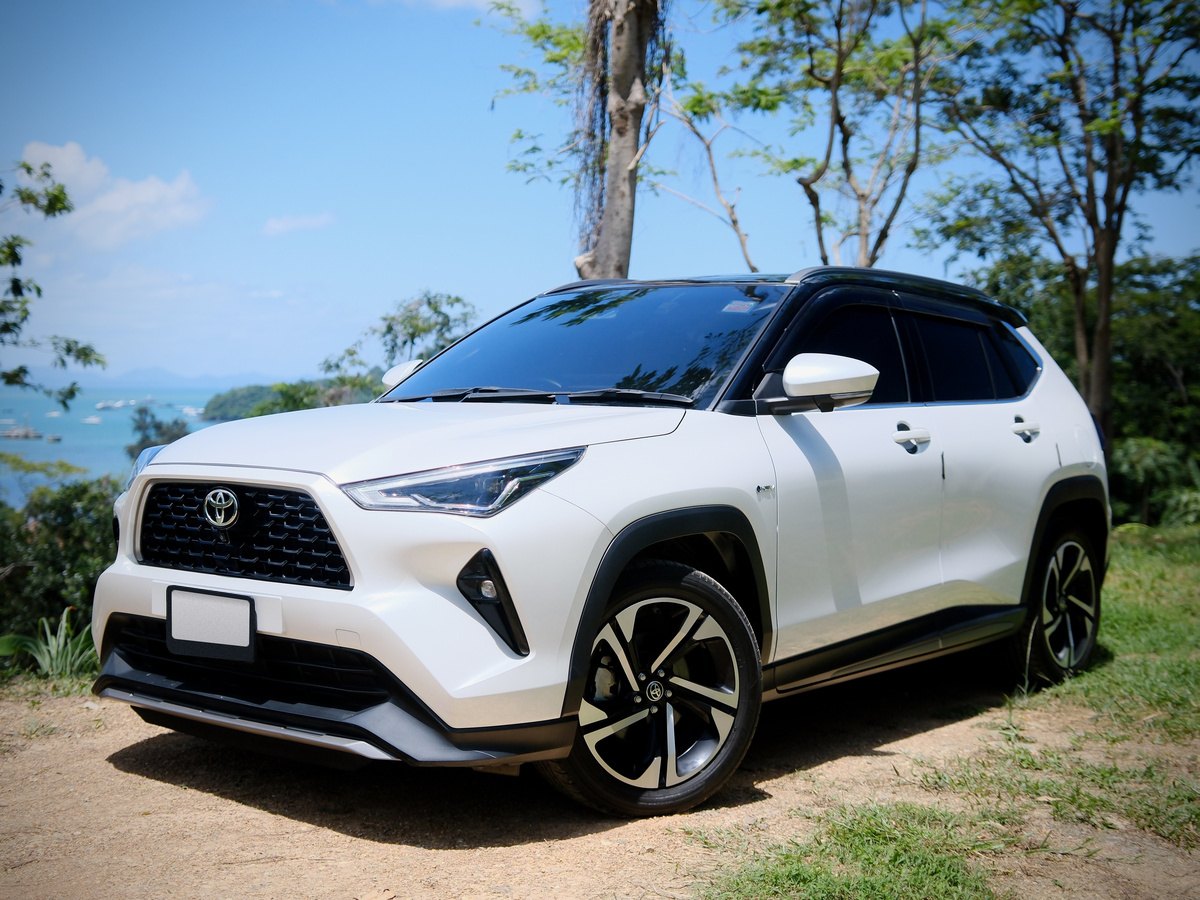 Toyota Yaris Cross Hybrid Premium Luxury