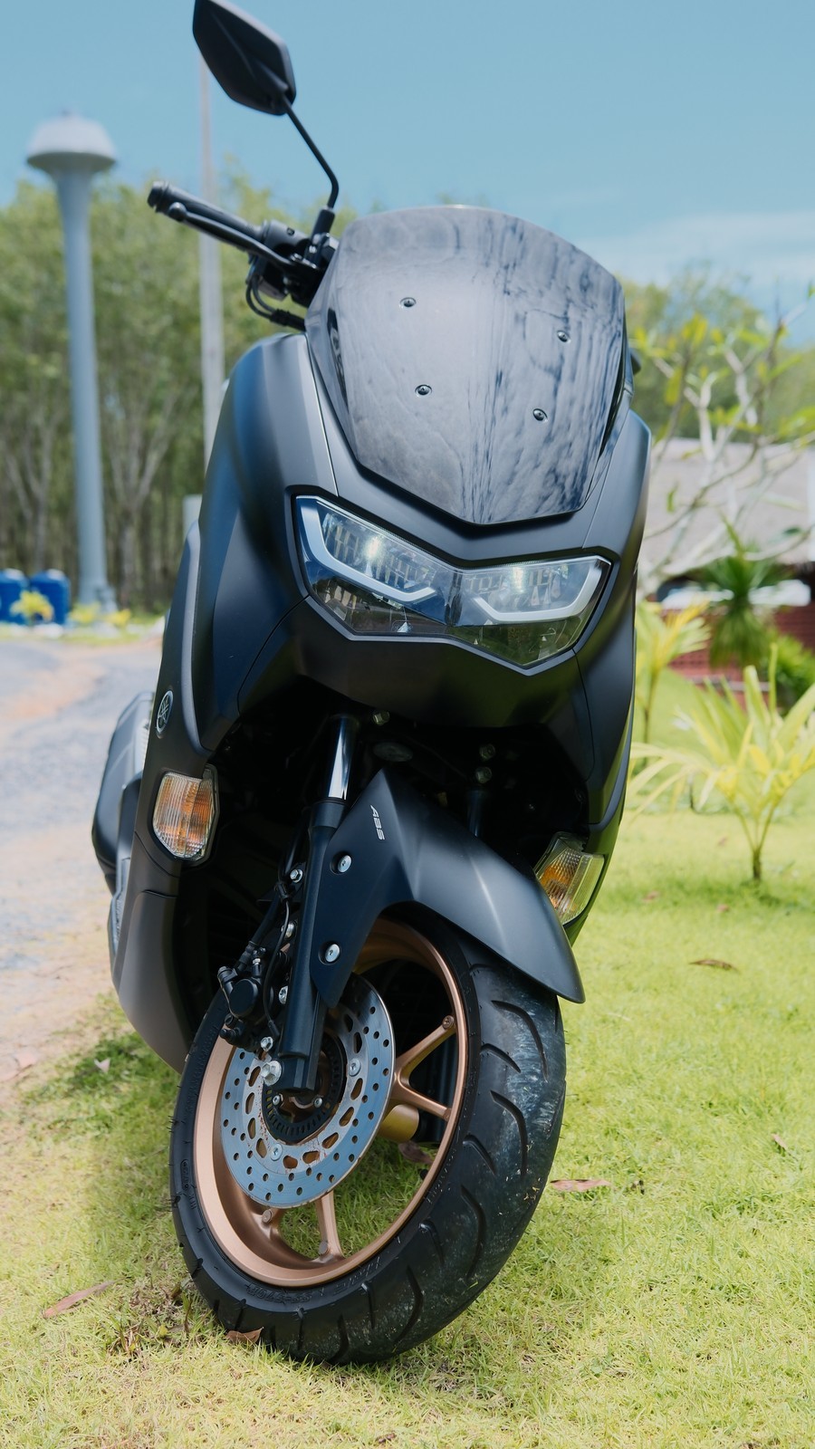 Yamaha NMAX 155 5
